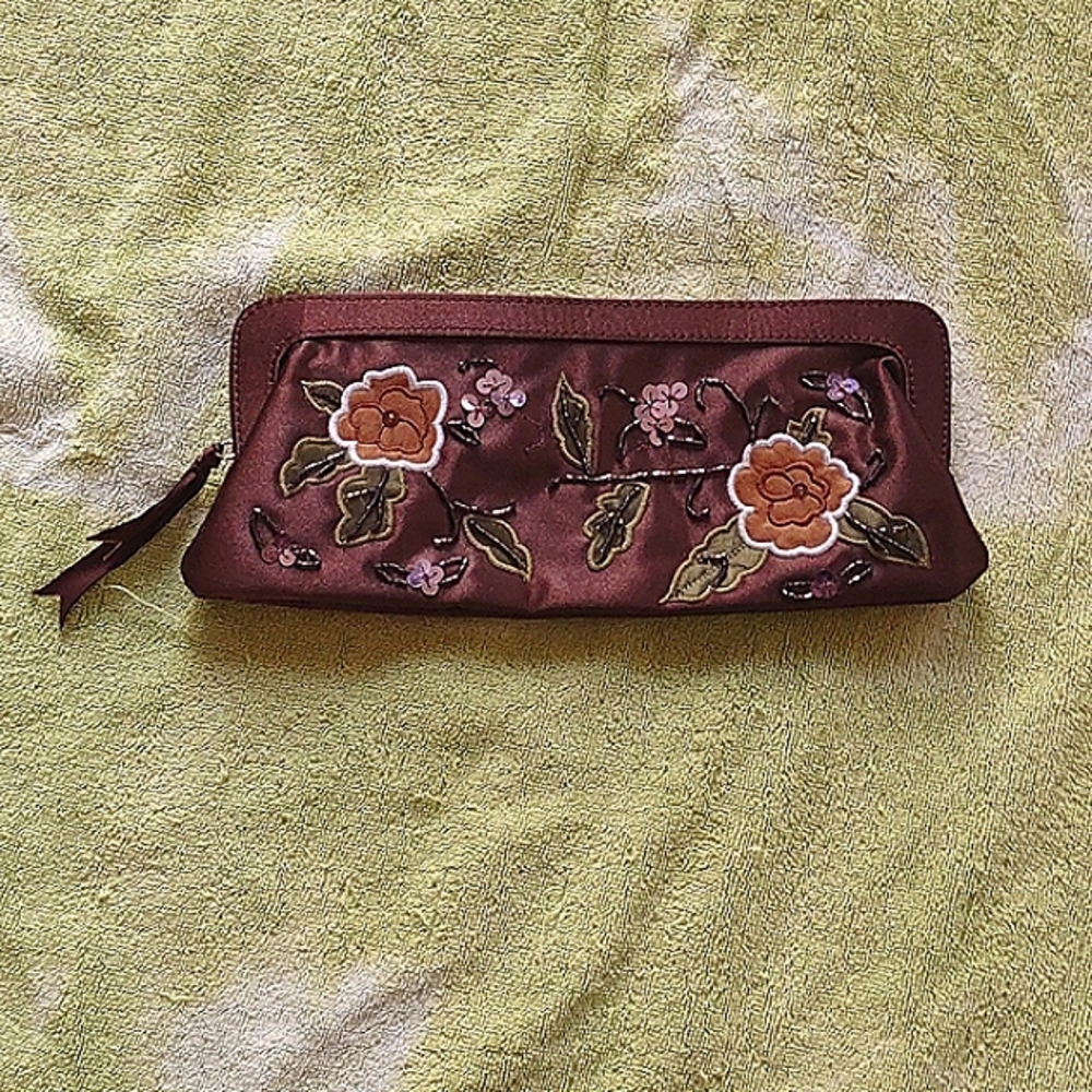 Elegant Clutch